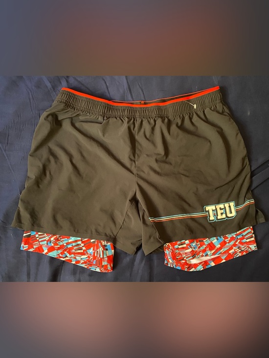 chubbies Other - Chubbies George Kittle TEU tight end university shorts xlarge